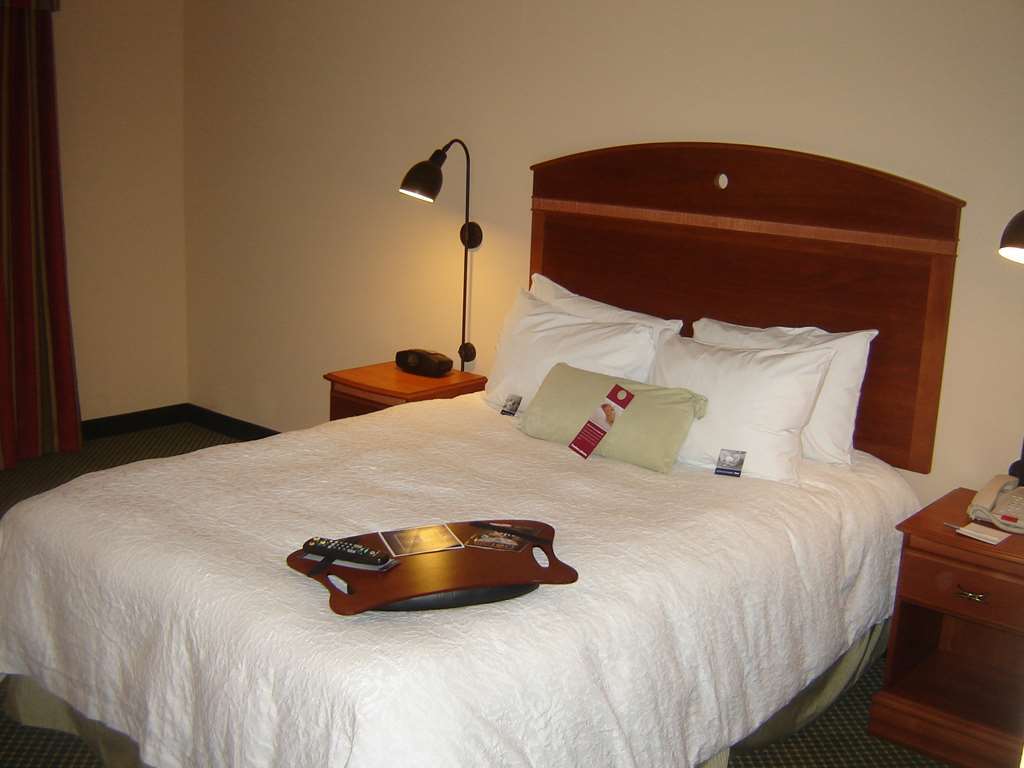 Hampton Inn By Hilton Montrose Oda fotoğraf